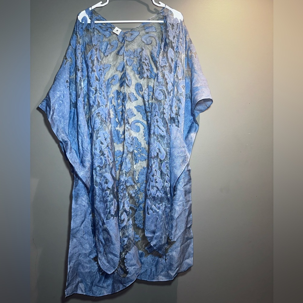 Jessica McClintock Sheer Embroidered Blue Kimono Wrap - Picture 6 of 6